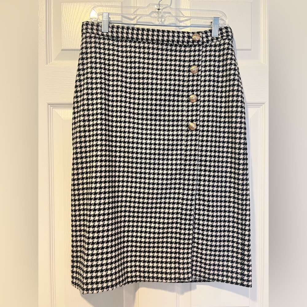 Classic Talbots Houndstooth Black and White Skirt Size 10